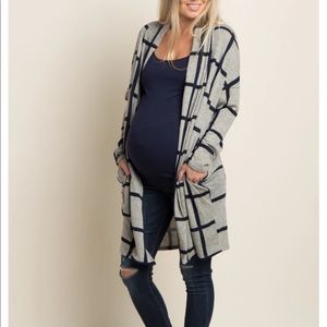 PinkBlush Grey Plaid Long Knit Maternity Cardigan: small